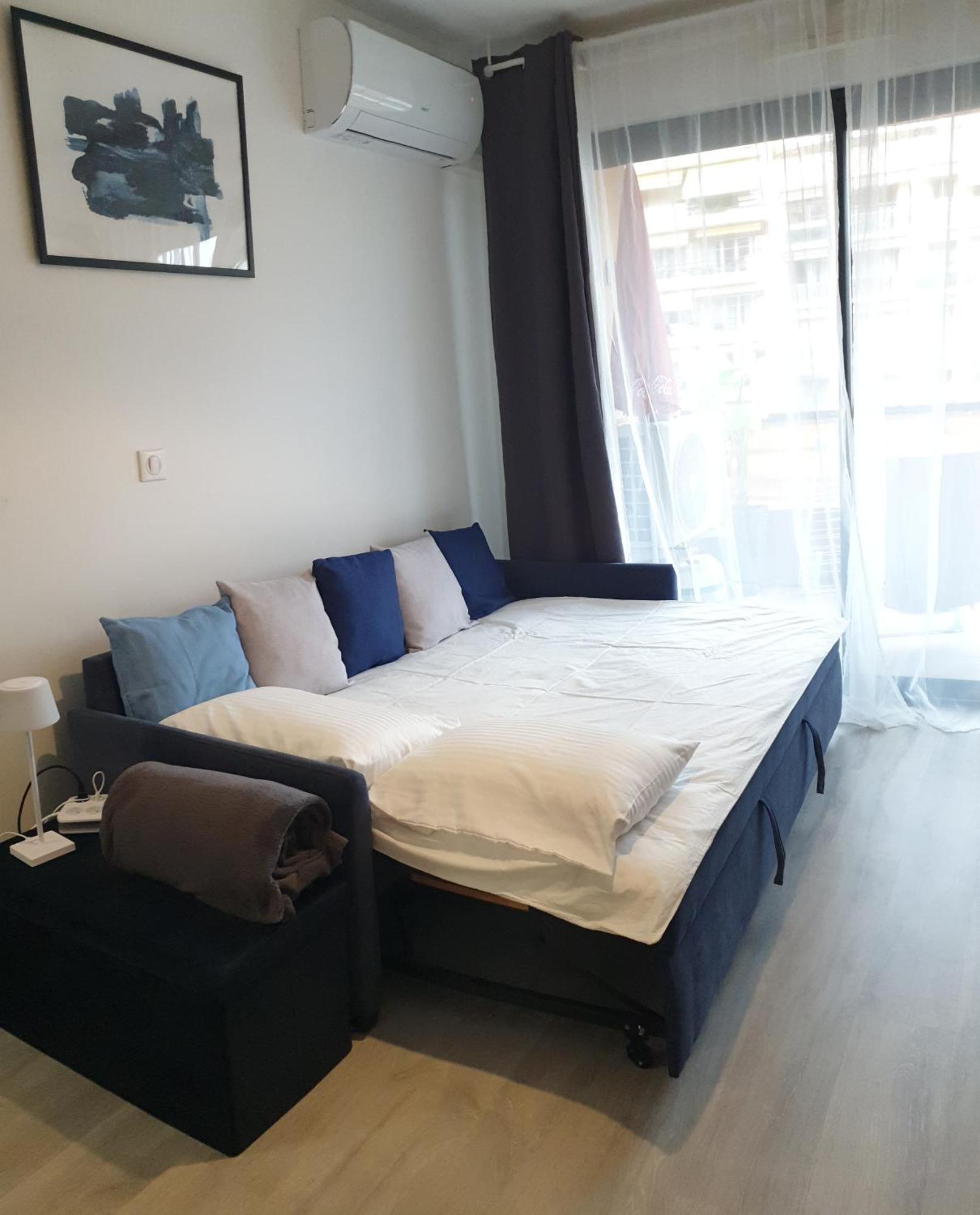 Appartement Cosy Au Centre Ville De 芒通 外观 照片